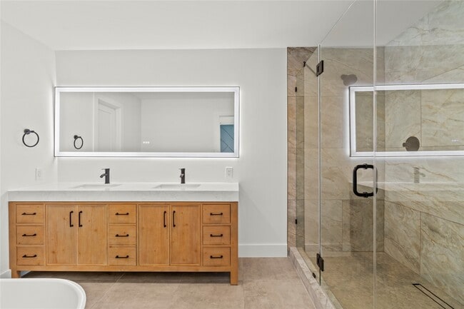 Building Photo - 2823 Stetson Ln