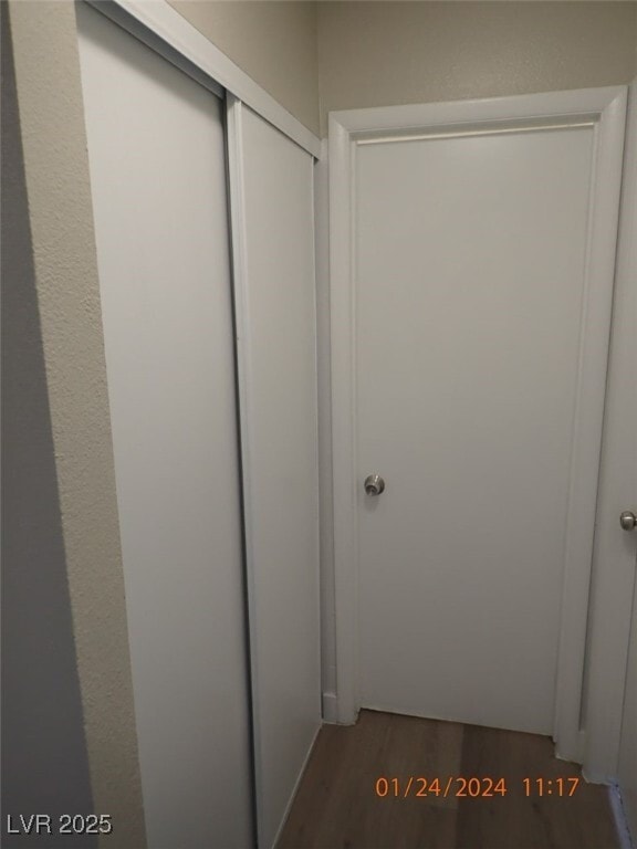 Building Photo - 4571 Carriage Park Dr