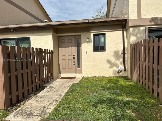 Primary Photo - 2950 NW 106th Ave