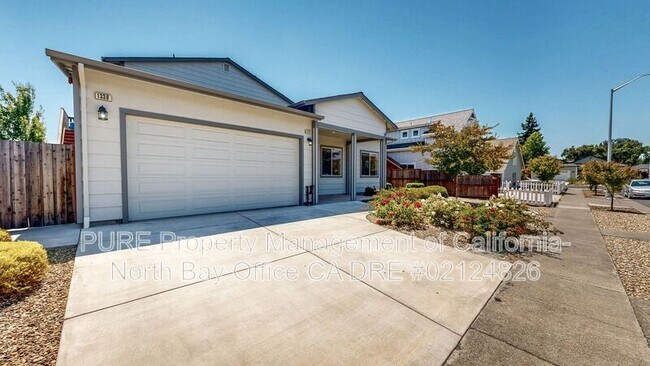 Building Photo - 1340 Miller Dr
