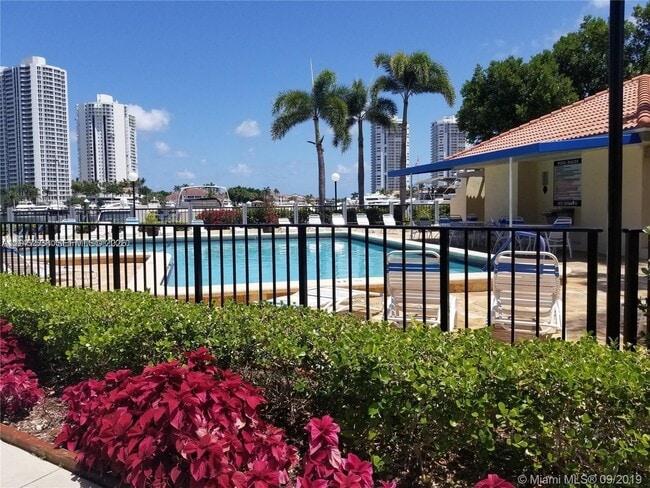 Building Photo - 3571 Magellan Cir