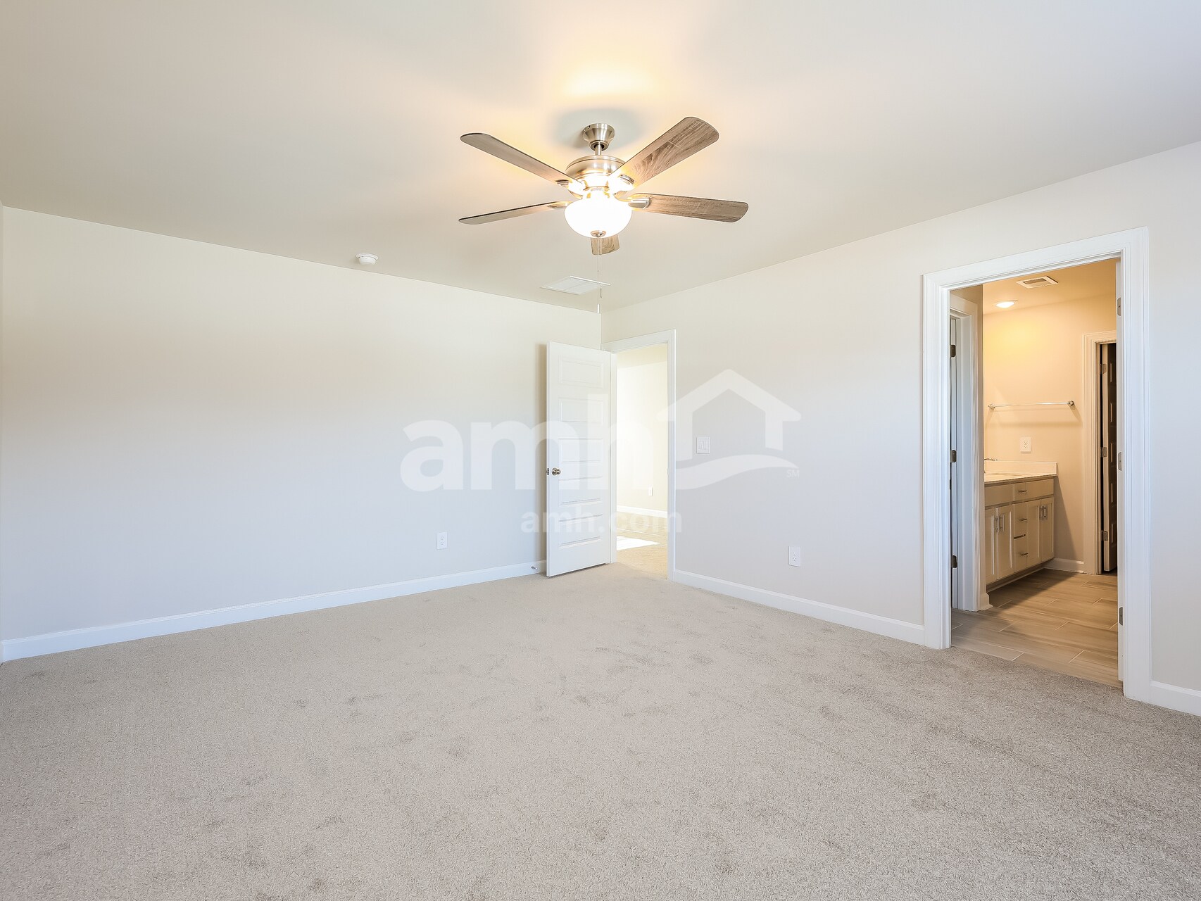 Building Photo - 307 Granby Trl