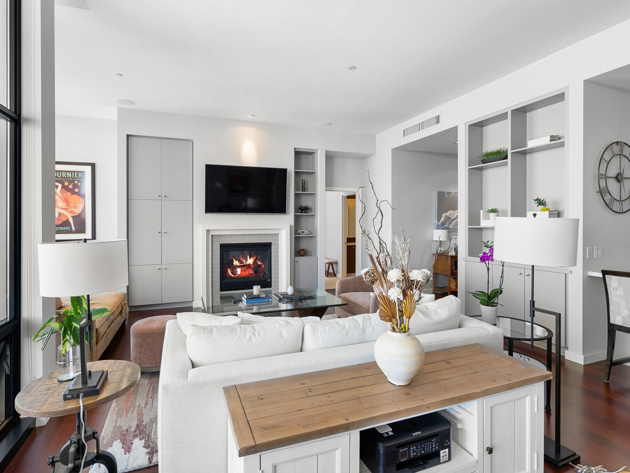 Building Photo - 1025 NW Couch St