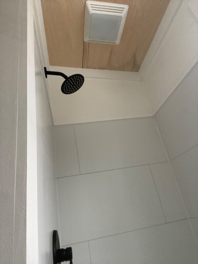 Building Photo - 2015 Union School Rd SW