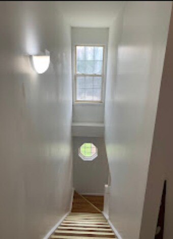 Building Photo - 723 Tiffany Ct