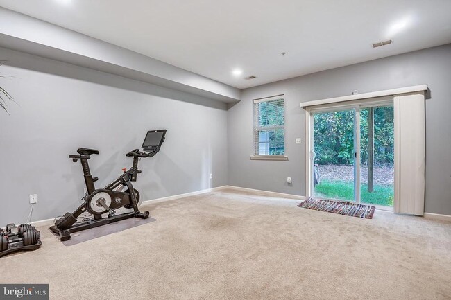 Building Photo - 8517 Golden Eagle Ln