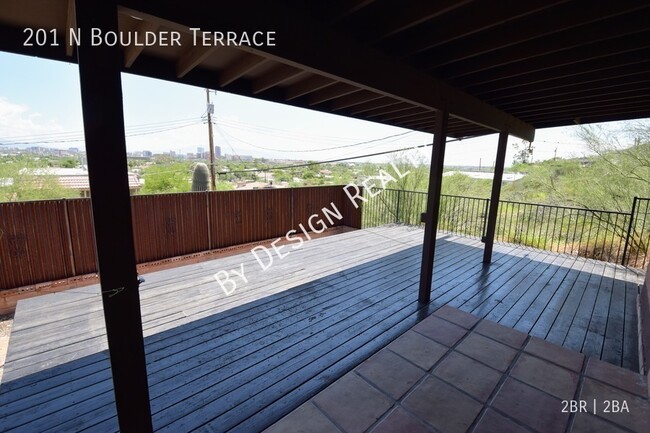 Building Photo - West Tucson Hillside 2 Bed 2 Bath SFR with...