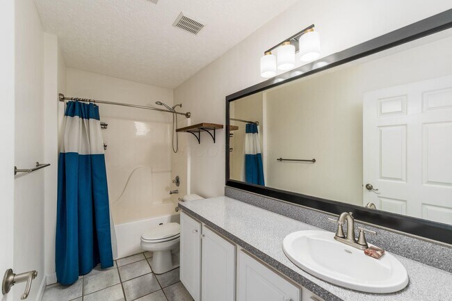Building Photo - 5179 Mantua Dr