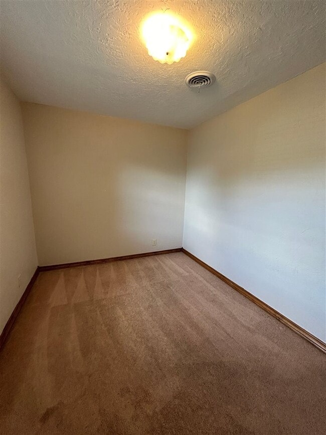 Building Photo - 2311 NW 43rd St