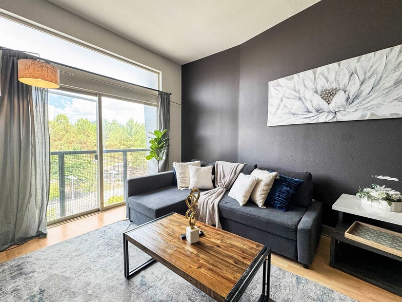 Building Photo - 2901 Indiana St