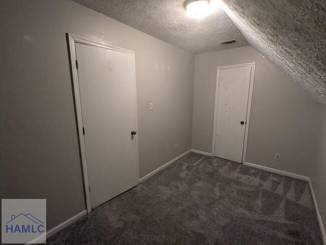 Building Photo - 79 Ivey St