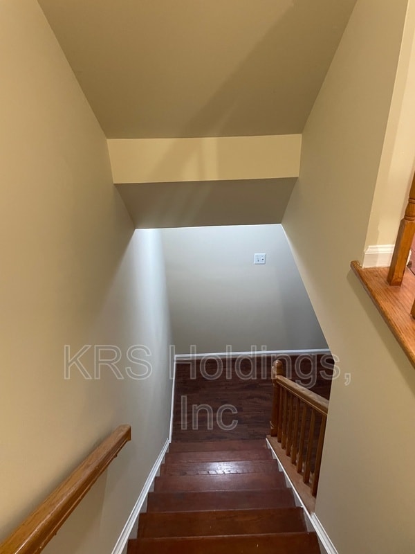 Building Photo - 5203 Glen Meadow Dr