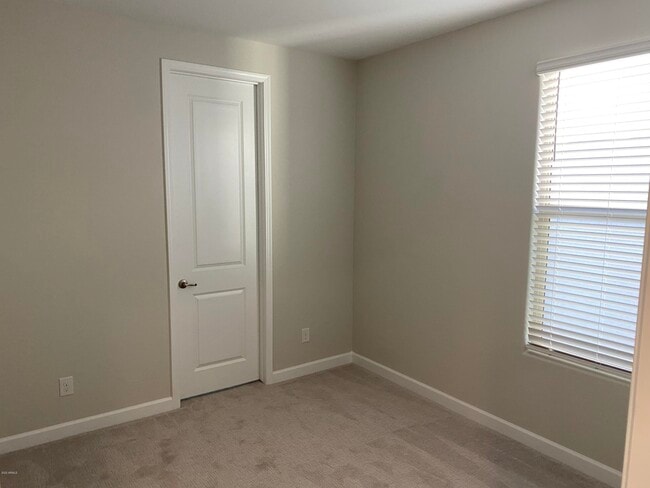 Building Photo - 6511 E Villa Maria Dr