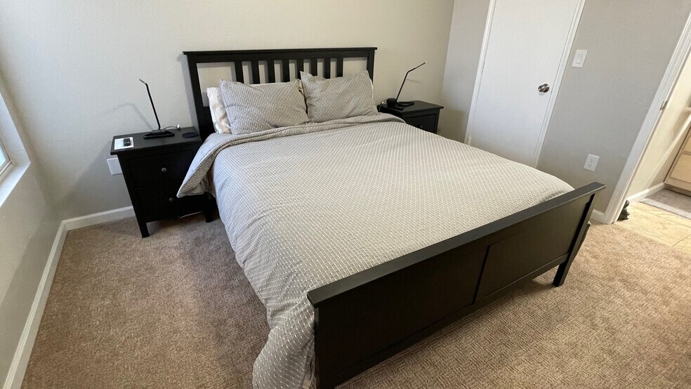 Bedroom 1 - 555 E Silverado Ranch Blvd
