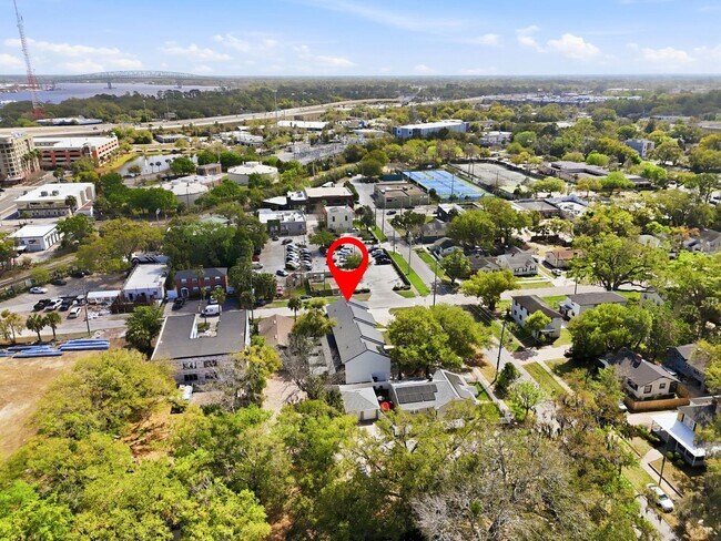 Building Photo - 1331 Cedar St