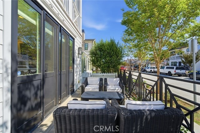 Building Photo - 305 Montero Ave