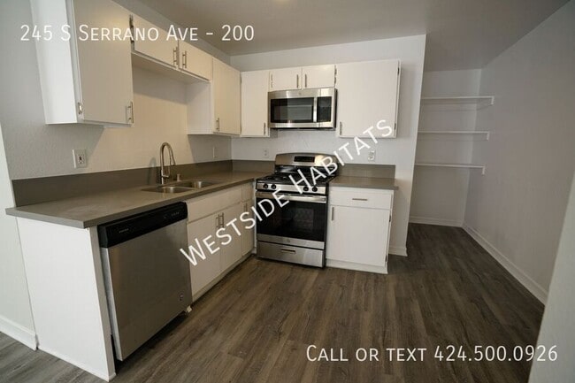 Building Photo - 245 Serrano Ave