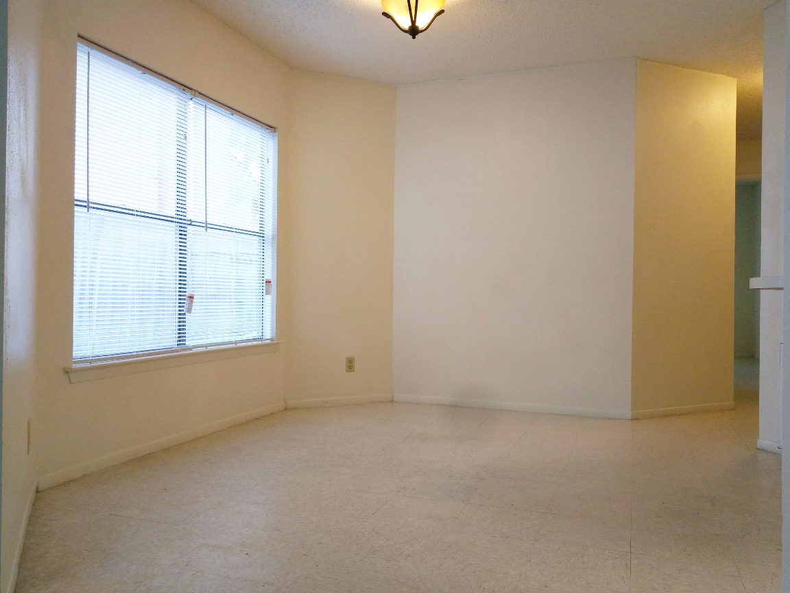 Dining Room - 2527 Corian Glen Dr