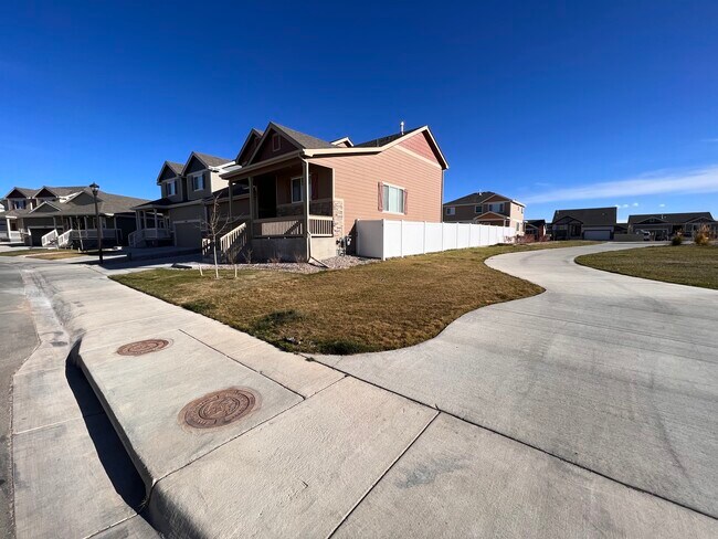 Building Photo - 2670 Turquoise St