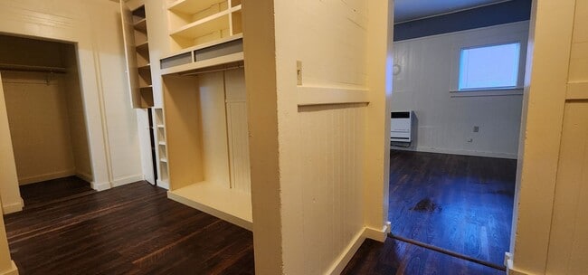 Building Photo - Apartment Unit in Rio Dell!