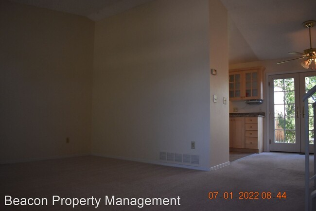 Building Photo - 3 br, 1 bath House - 8867 W. Toller Ave