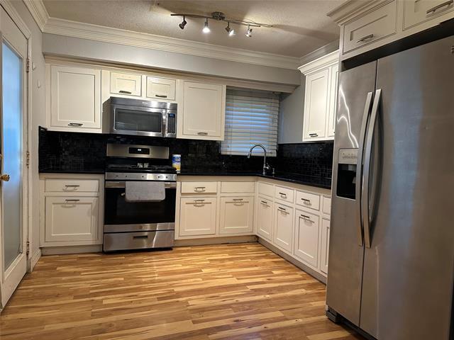 Primary Photo - 2820 Kirven St
