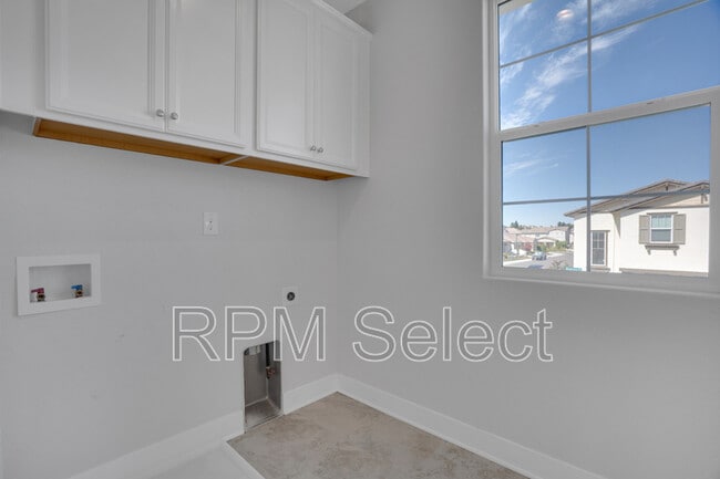 Building Photo - 567 Datura Dr