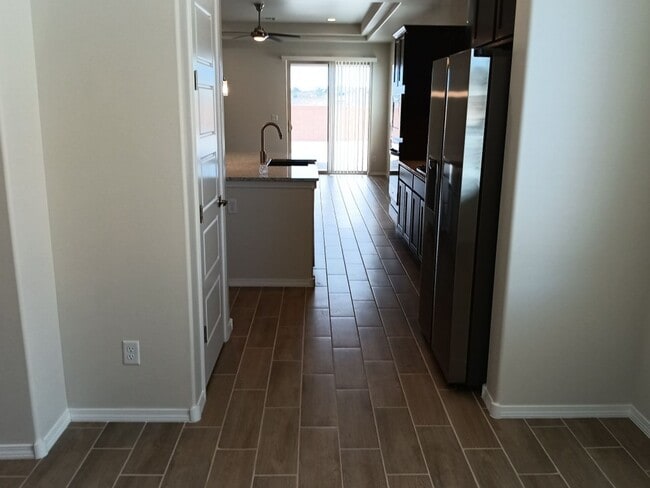 Building Photo - Beautiful 3 bedroom, 2 bathroom home in Ri...