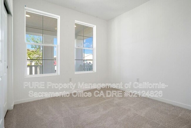 Building Photo - 273 Cask Dr