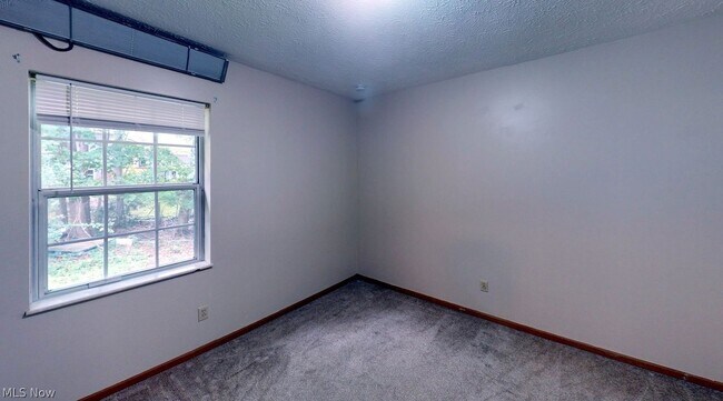 Building Photo - 6257 3rd Ave