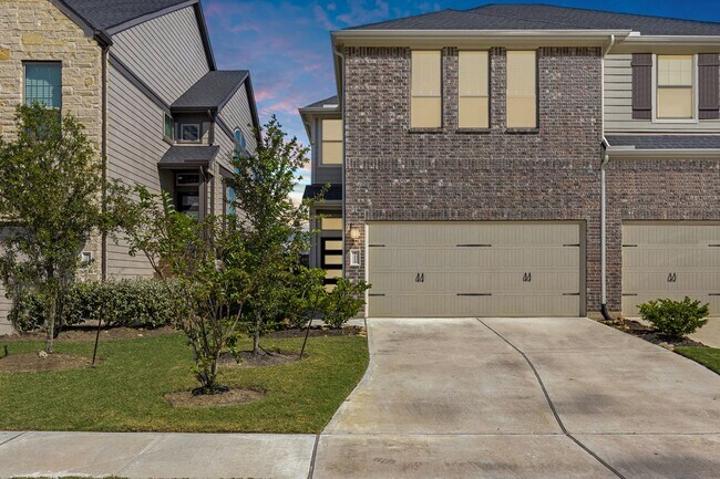 Building Photo - 5215 Pr Ter Ln