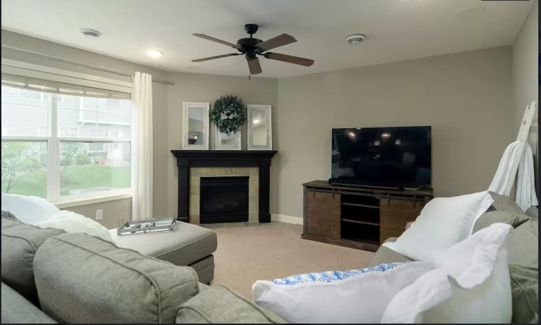 Building Photo - 3275 Red Oak Trl