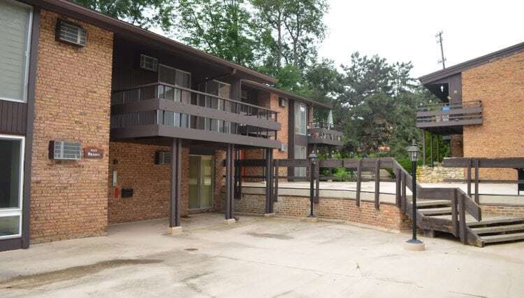 Building Photo - 6245 Charing Cross Ln