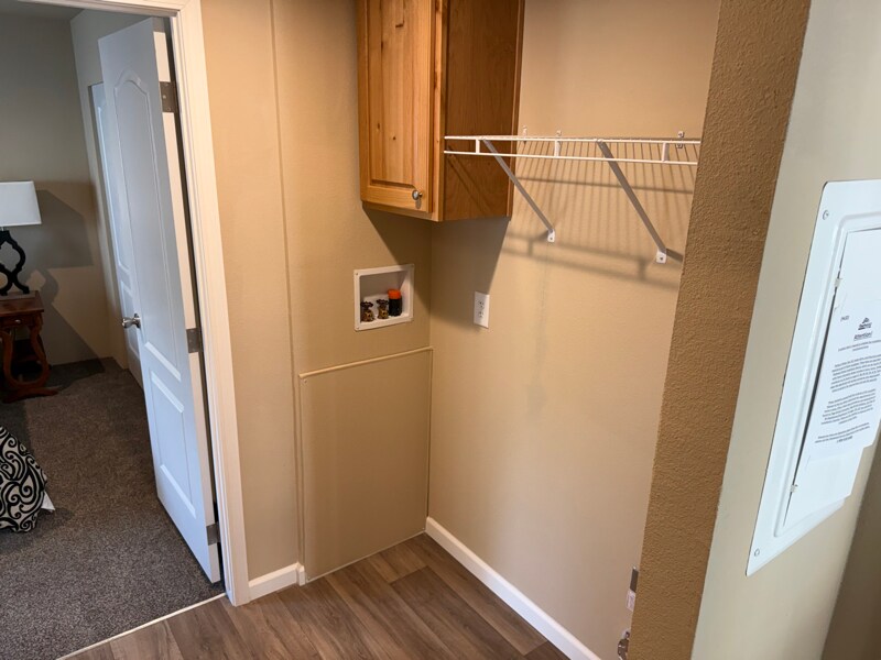 Building Photo - 727 A St