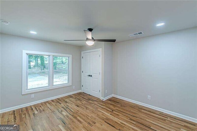 Building Photo - 1624 Dodson Dr SW