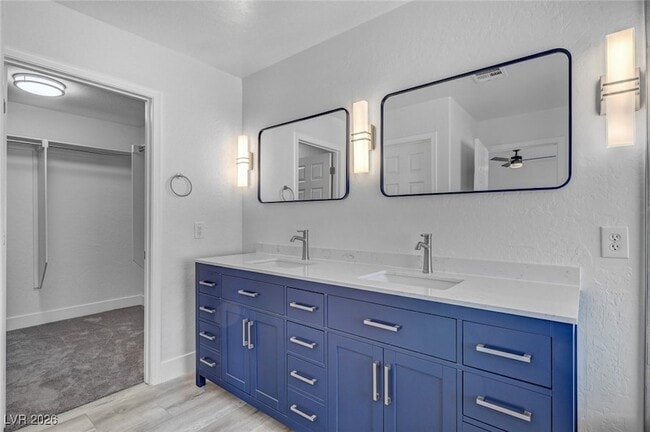 Building Photo - 11952 Orense Dr