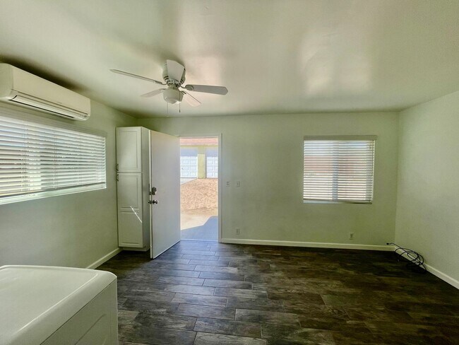 Building Photo - 61736 Terrace Dr