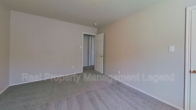 Building Photo - 478 Clearbranch Dr