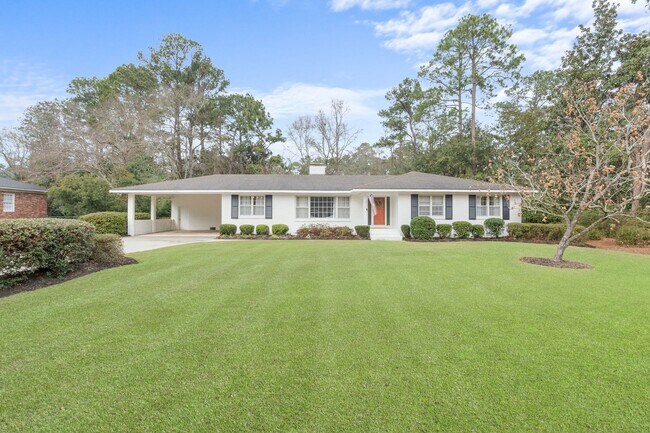 Building Photo - 106 Benson Dr