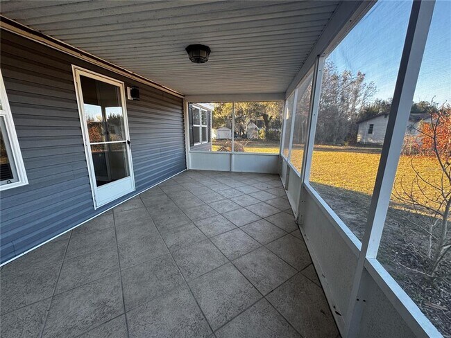 Building Photo - 2484 Gator Ln