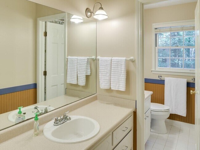 Building Photo - 5216 Willow Point Pkwy