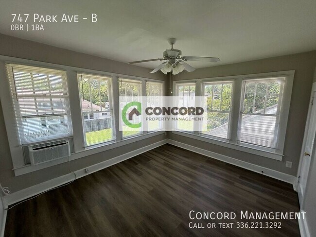 Building Photo - 747 Park Ave