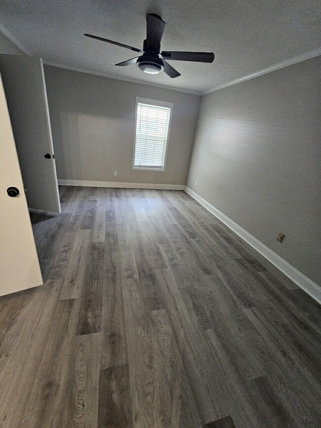 Master bedroom - 1605 Vicksburg Pl