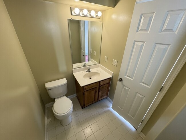 Building Photo - 3634 Morris Farm Dr