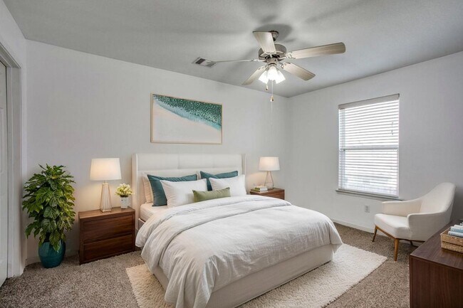 Building Photo - 9907 Valance Way