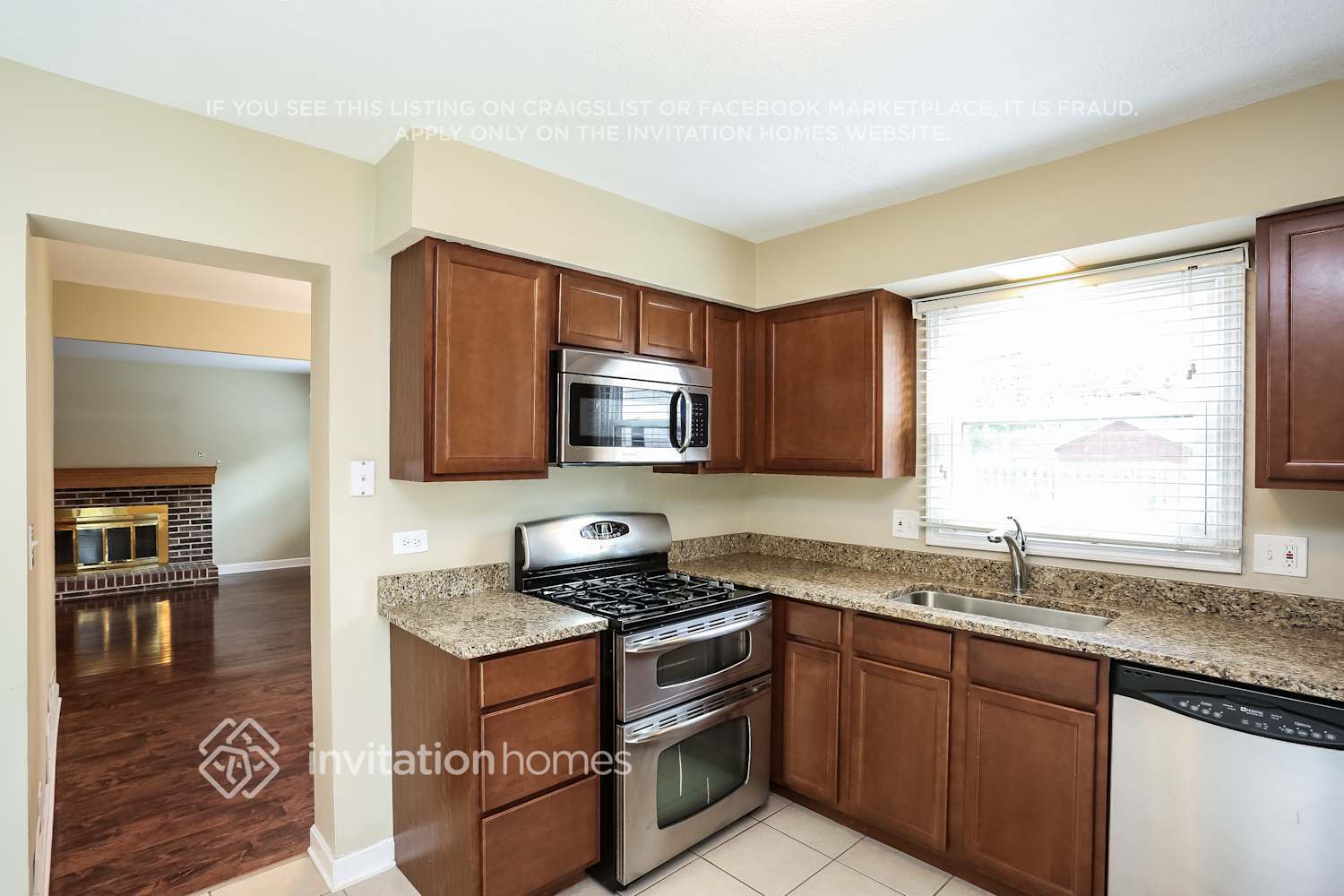 Building Photo - 677 Shining Water Dr