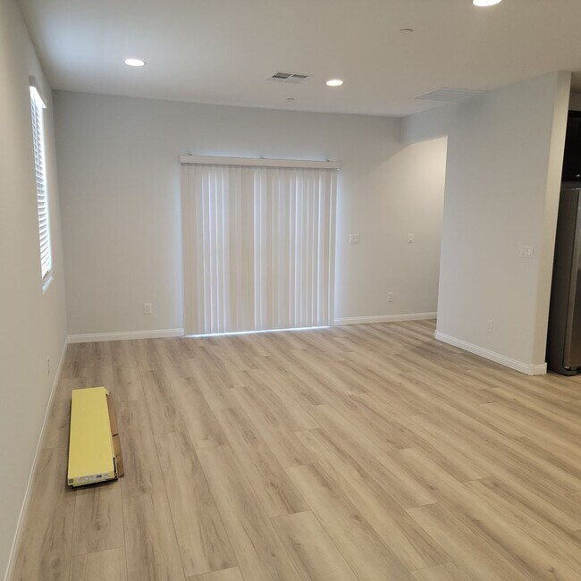 Building Photo - Brand New 3 Bedroom Home - Be the First to...