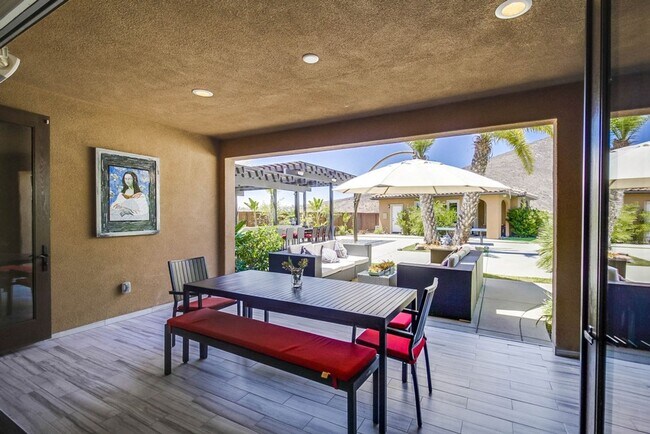 Building Photo - POOL | PRIVATE | Large Estate with Resort-Style Amenities