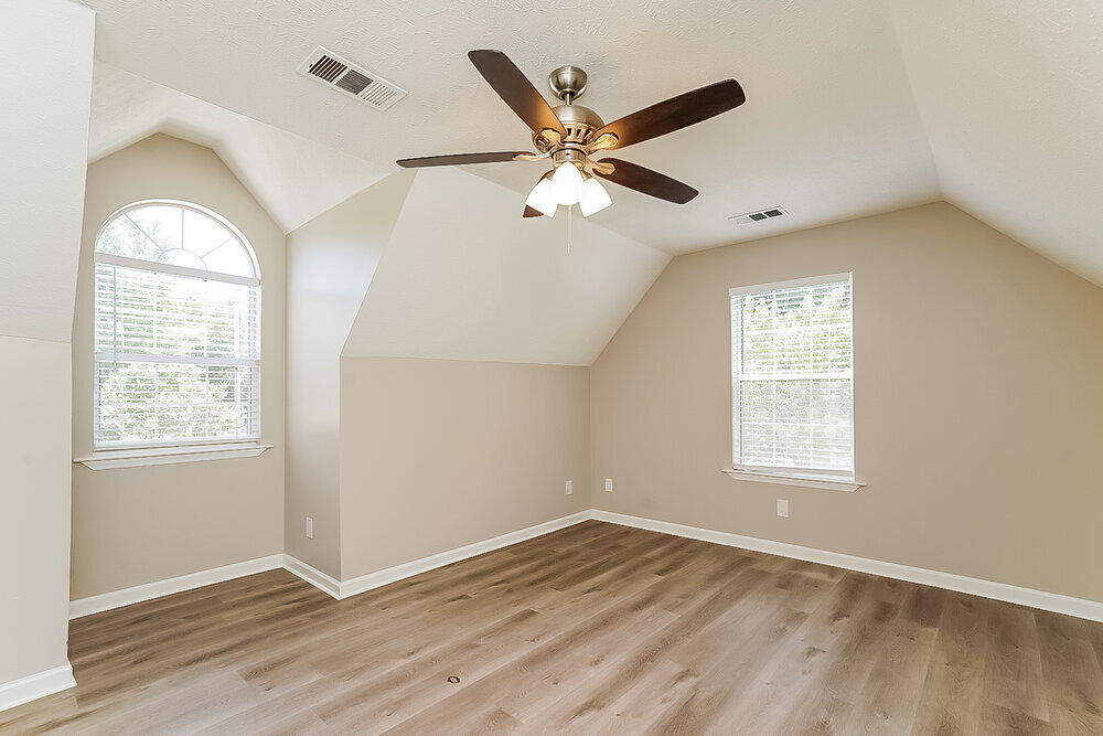Building Photo - 115 Springfield Dr