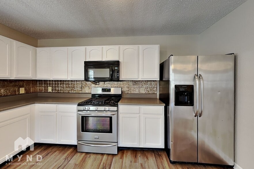Building Photo - 12632 Endurance Dr